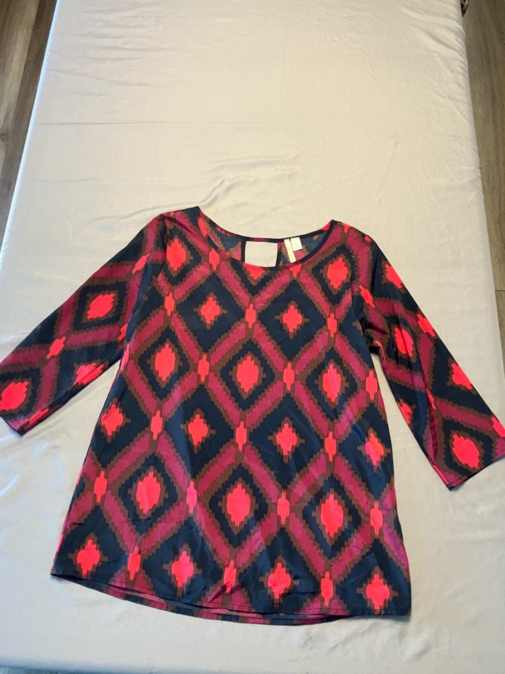 miami Navy & Fuchsia Geometric Diamond-Print 3/4 Sleeve Tunic